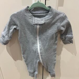 Gray Baby Onesie with Zipper Nb